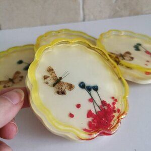 Vintage Resin Coasters Set of 4 Butterflies Flowers Cottage Core Kitsch Grandma